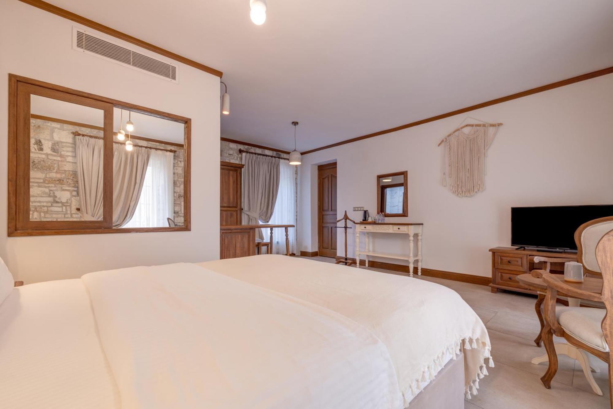 Navalia Hotel Foça Ngoại thất bức ảnh