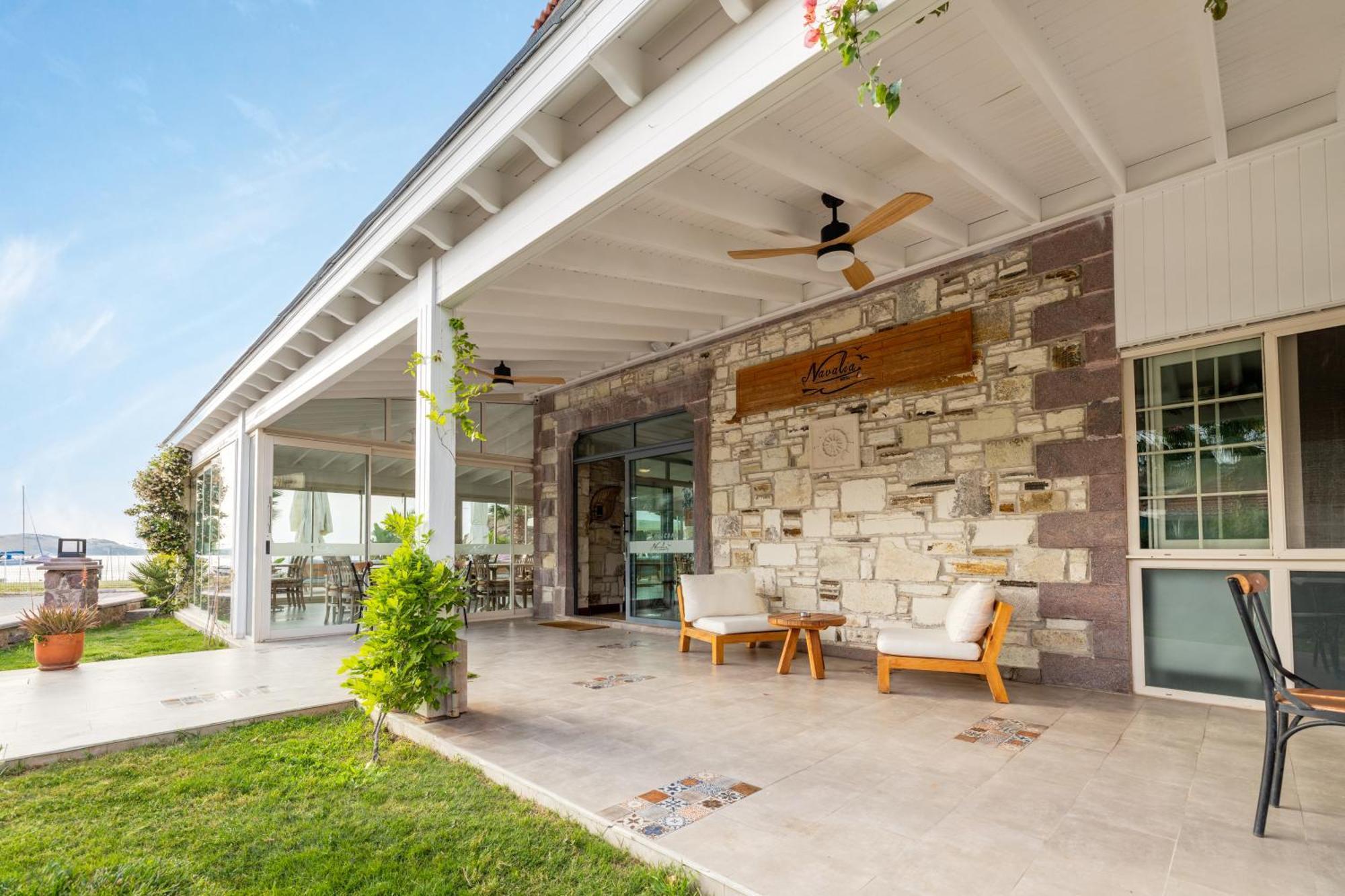 Navalia Hotel Foça Ngoại thất bức ảnh