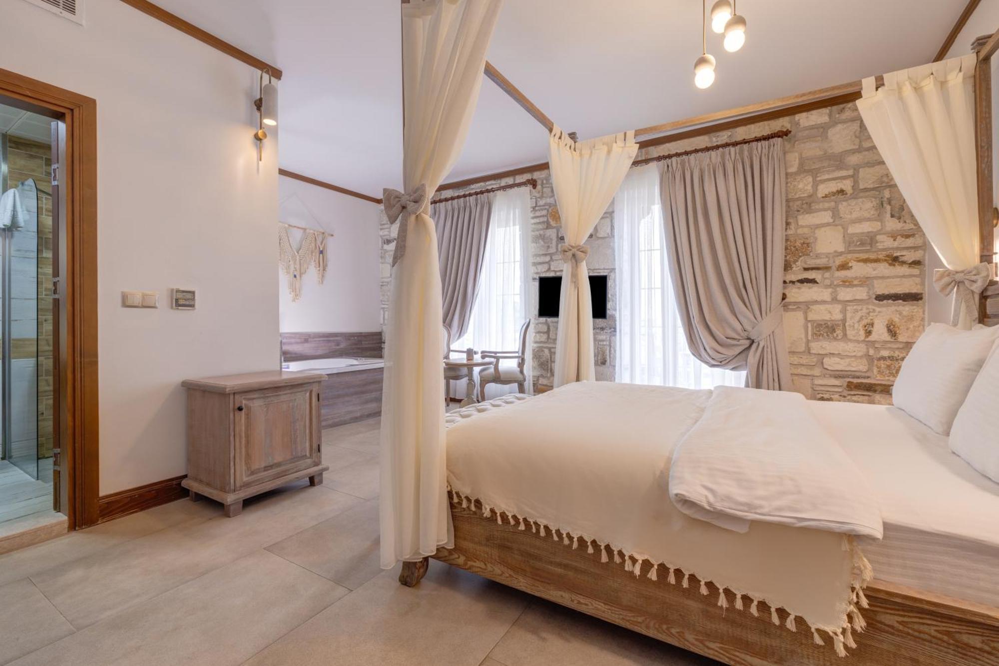 Navalia Hotel Foça Ngoại thất bức ảnh