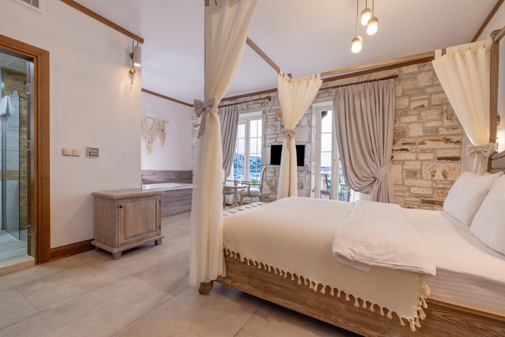 Navalia Hotel Foça Ngoại thất bức ảnh