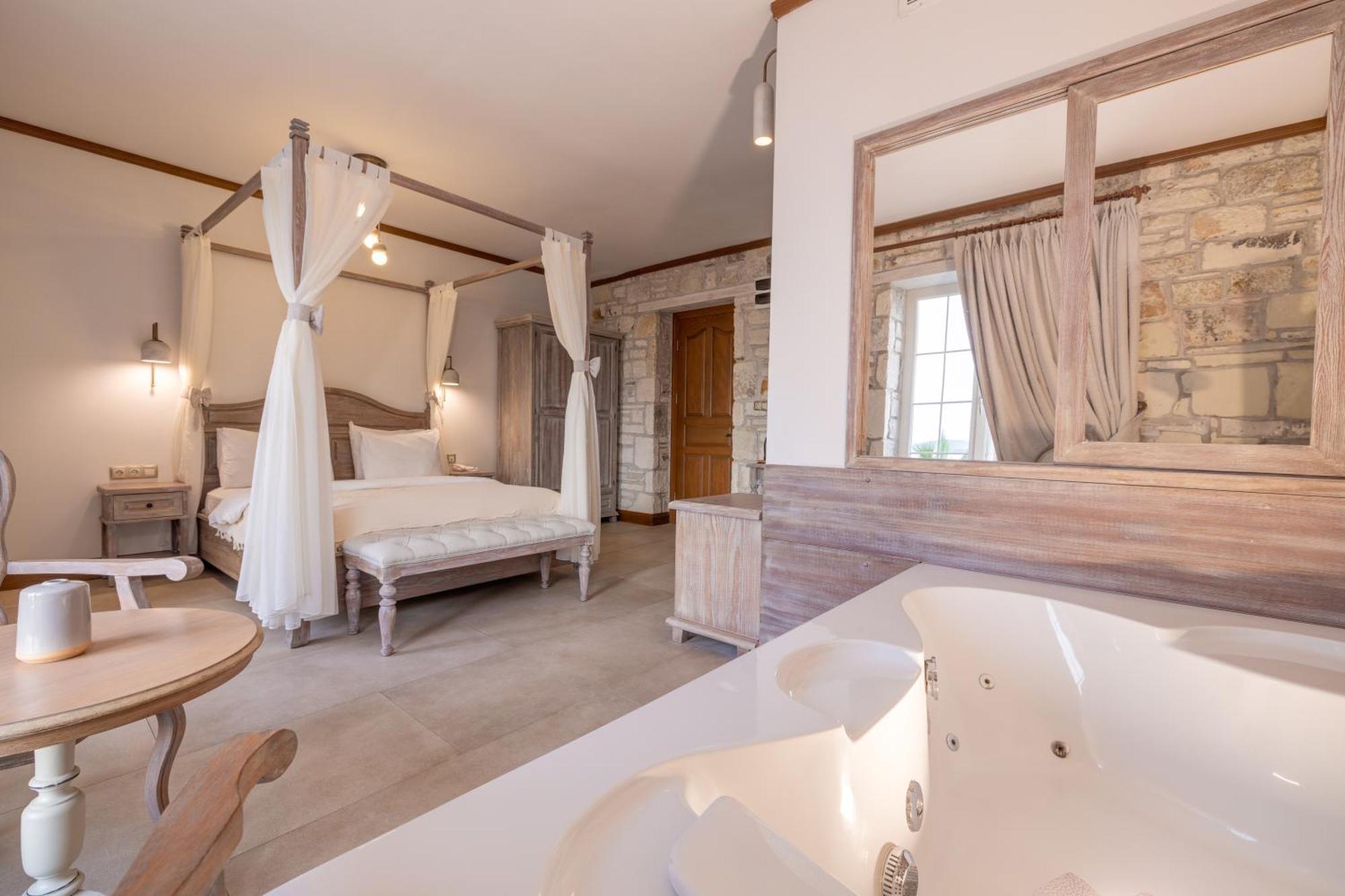 Navalia Hotel Foça Ngoại thất bức ảnh