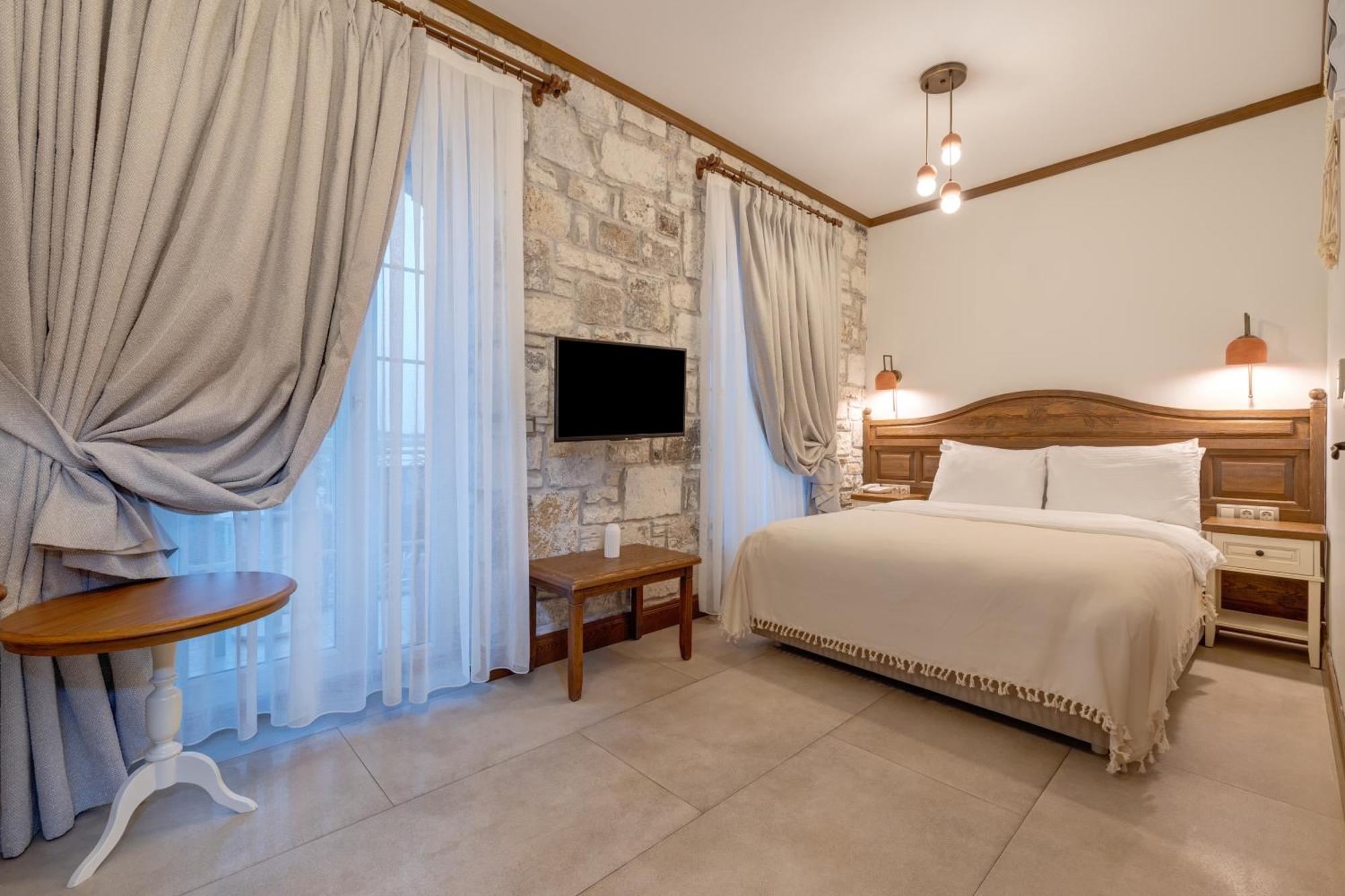 Navalia Hotel Foça Ngoại thất bức ảnh