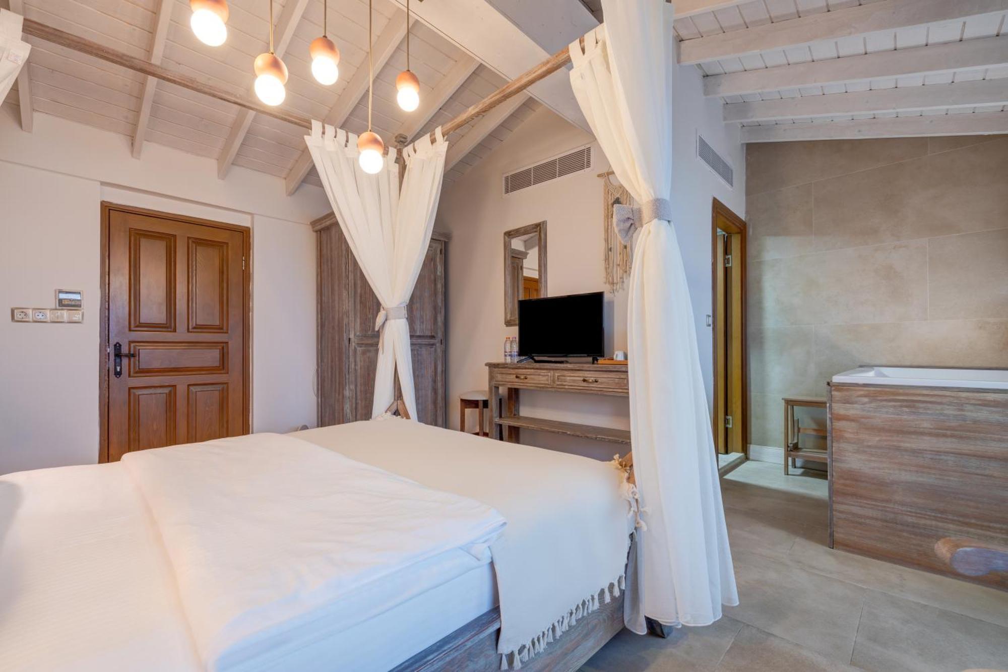 Navalia Hotel Foça Ngoại thất bức ảnh