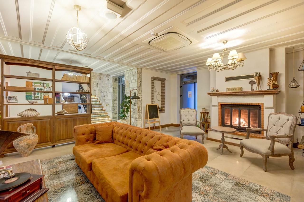 Navalia Hotel Foça Ngoại thất bức ảnh